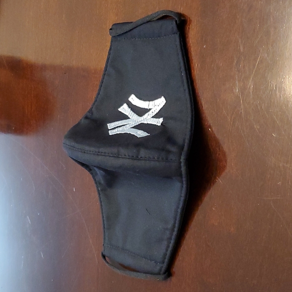 Mask - Picture 2 of 2